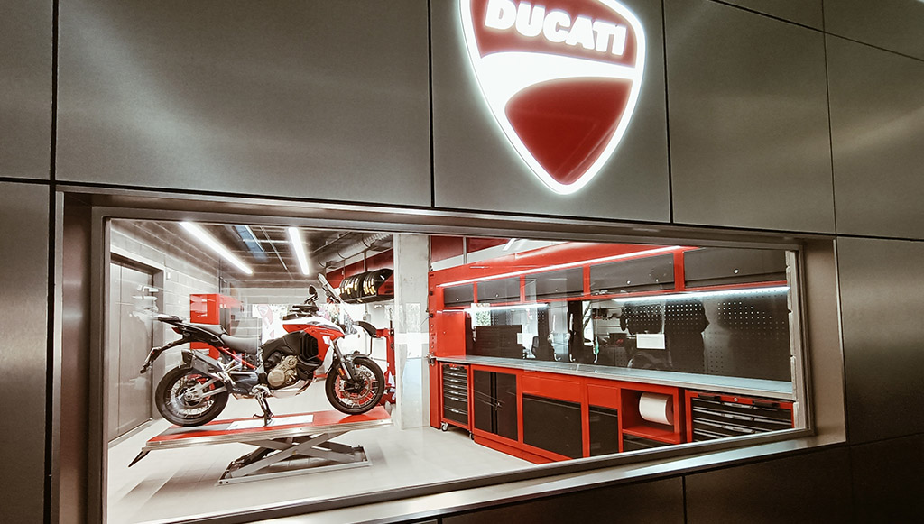 09 - Cetrus-equipa-oficina-Ducati-Leiria