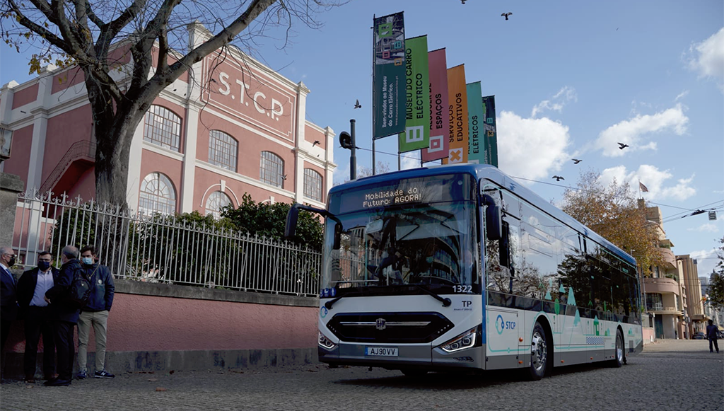 12 - STCP-adquire-cinco-autocarros-com-zero-emissoes-poluentes3