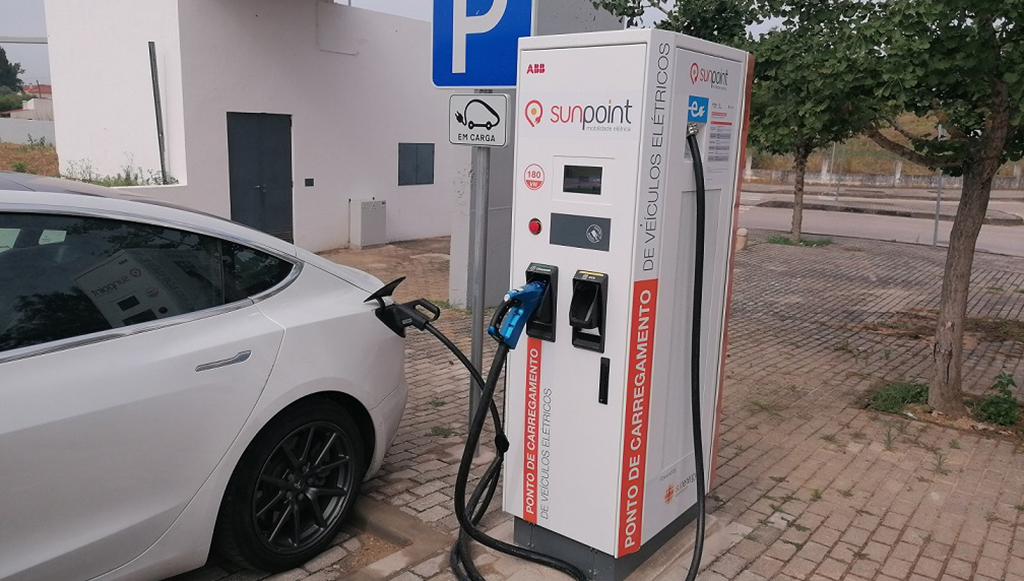 06 - Sunenergy chega a Santarém com posto de carregamento Ultra rápido