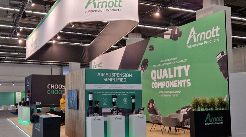 09 - Arnott apresenta na Automechanika dois pré lançamentos