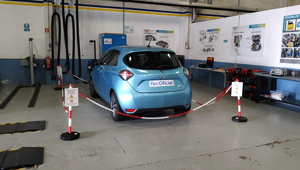 09 - RecOficial realiza formação em Veículos Elétricos3