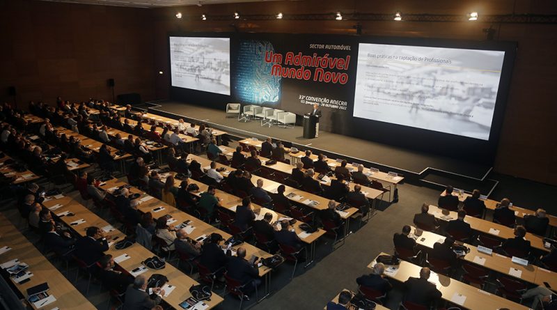 11 - 33a Convenção ANECRA discute novos caminhos para o setor automóvel
