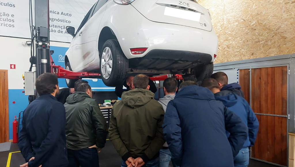 11 - Oficinas TOPCAR reforçam aposta na Certificação Elétrica