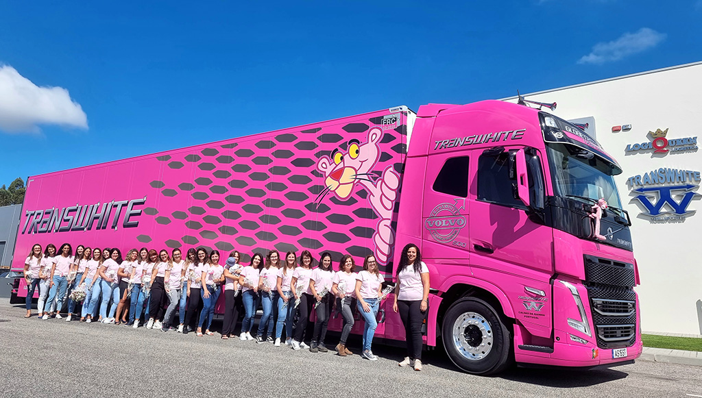 11 - Transwhite homenageia ‘as suas mulheres com dois novos camiões