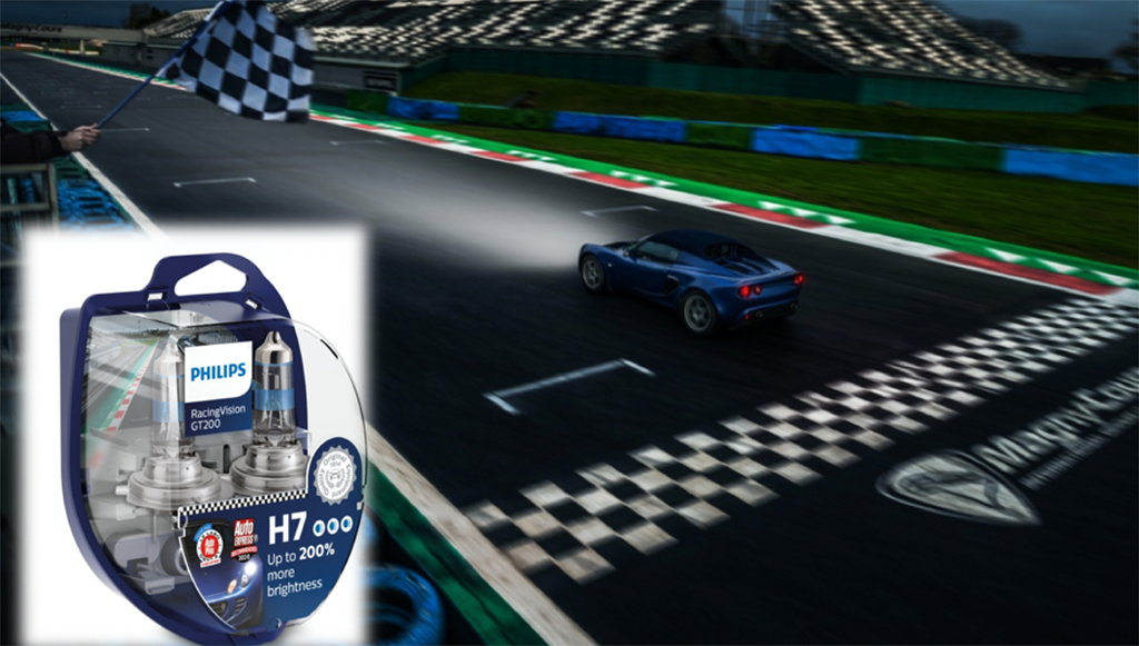 02 - Philips RacingVision GT200 distinguida pela revista Auto Express