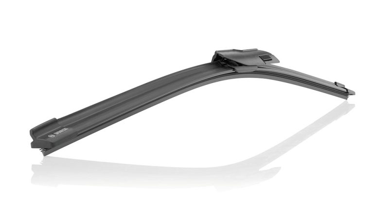 03 - Escova limpa para brisa Aerotwin J.E.T da Bosch com tecnologia Jet Evolution